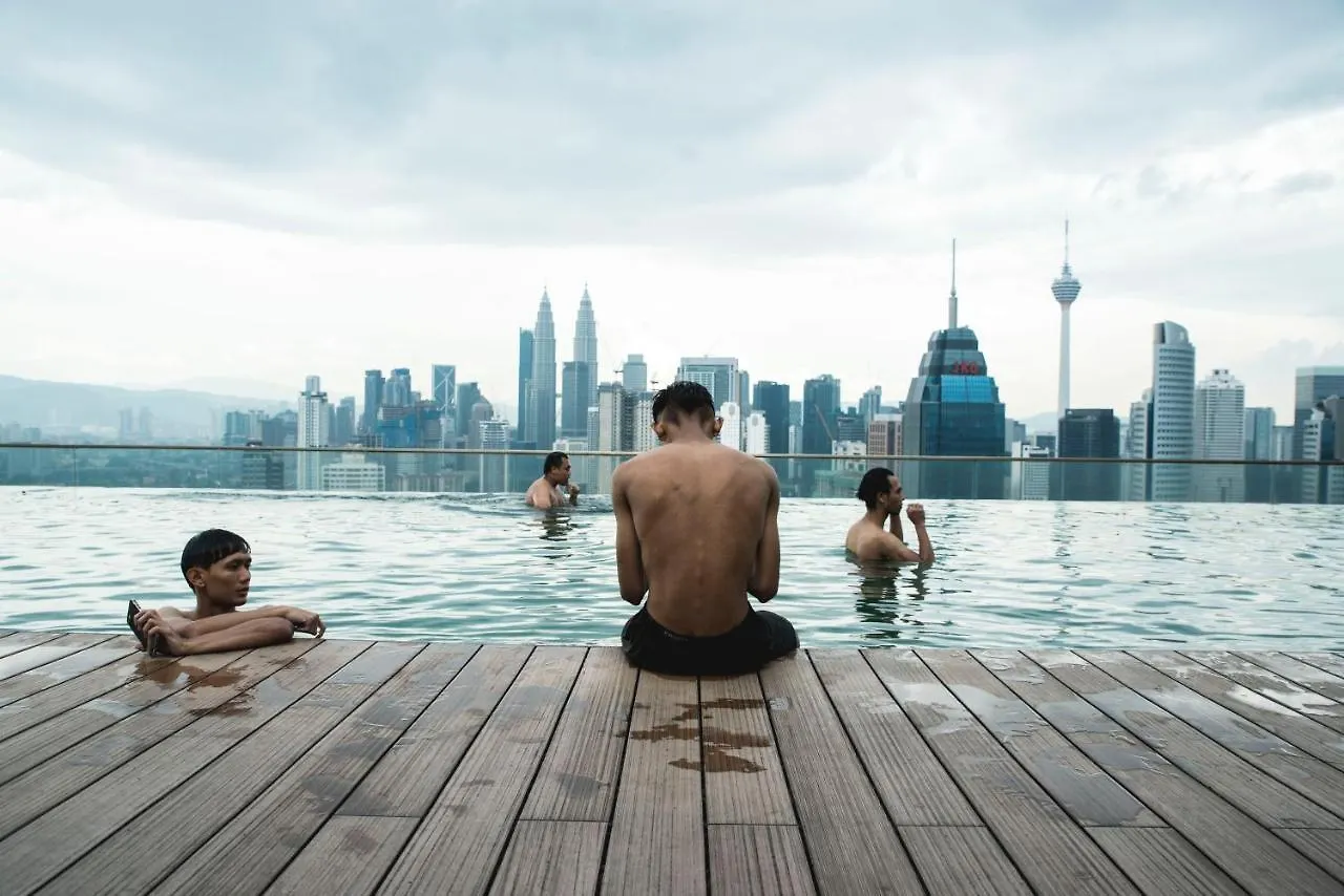 Hostel La Vista @ Regalia Residence Kuala Lumpur